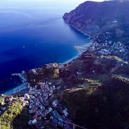 Διαμέρισμα Ithaa Sarzana